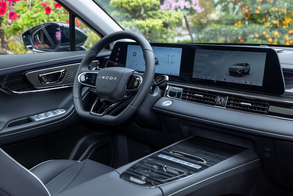 Thiết kế khoang lái của C5 SHS-H.